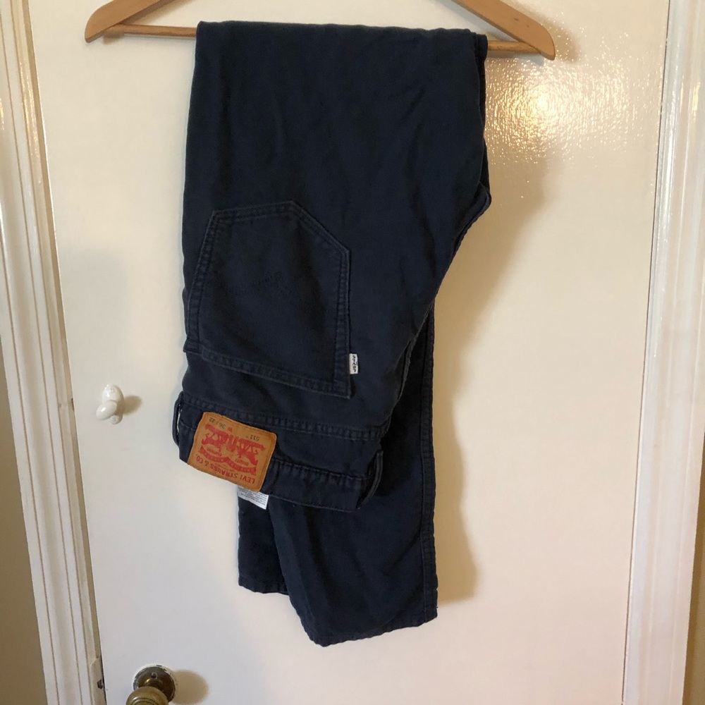 Levis 511 pants 36x32. Navy